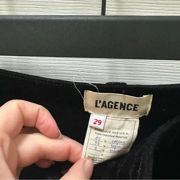 L'AGENCE Black Pants Stevie Velvet Jeans in Noir 29 flare - Picture 3 of 8